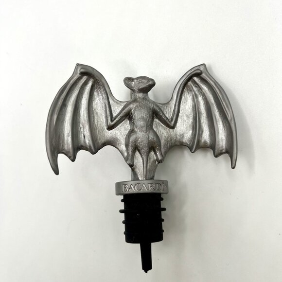 Bacardi Bottle Stopper Pour Spout Gothic Bat Pewter Bar Barware Dispenser Grunge - Picture 1 of 6